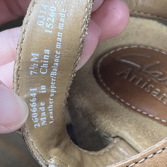 Clarks Artisan Womens Size 7.5 Brown Strappy Wedge Buckle Aisley Orchid Sandals - Picture 11 of 11